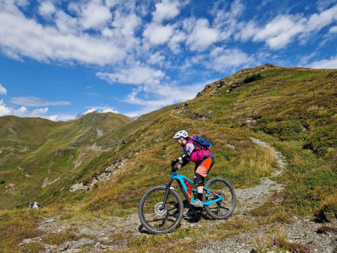 E_Adventures_Brenner Grenzkamm_E-Biken_Trailtour.jpg