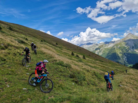 E_Adventures_Brenner Grenzkamm_Trails_MTB.jpg